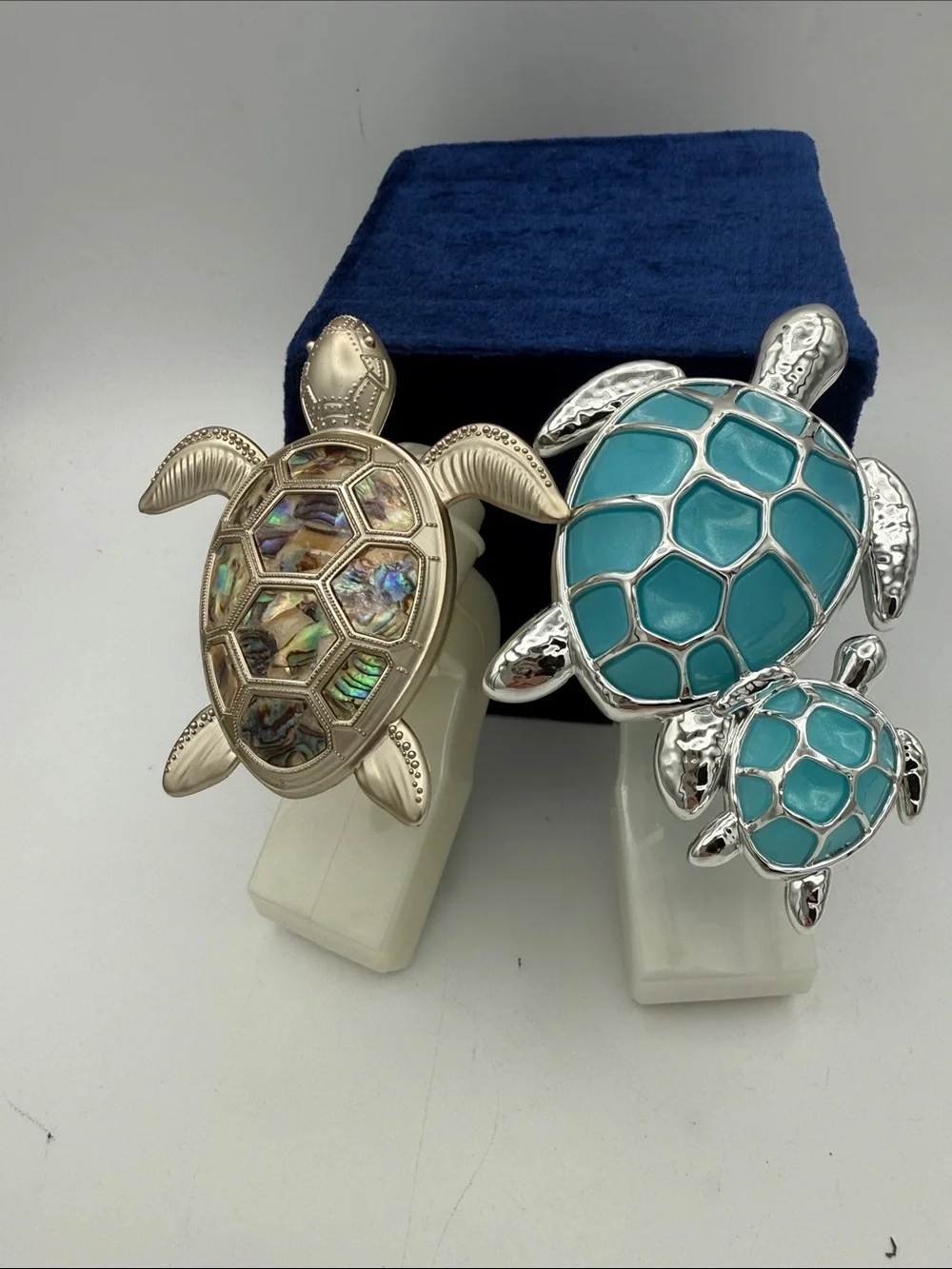 Bath & Body Works 2 Sea Turtles plug in scent diffusers